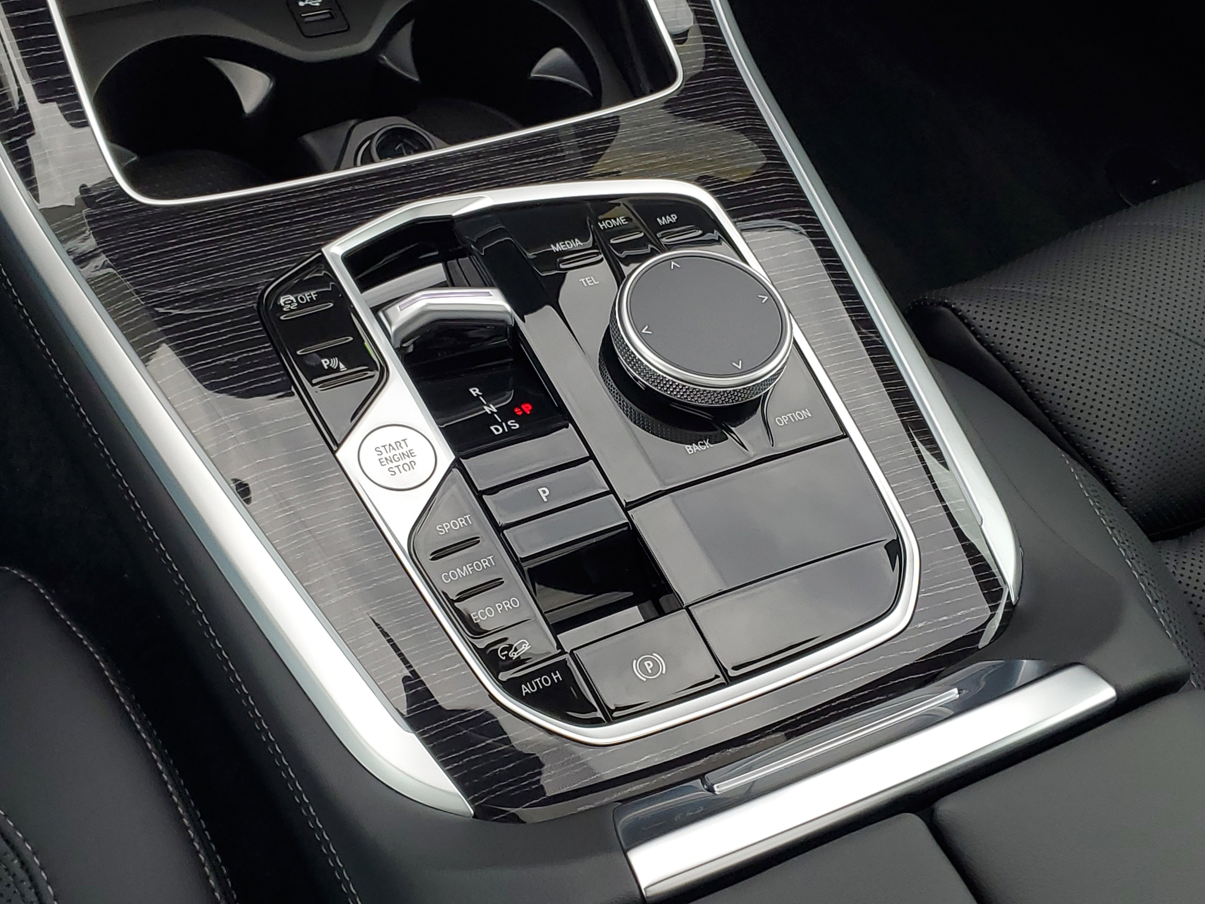 New 2026 BMW X5 xDrive40i w/ M Sport Package AWD/4WD image 20