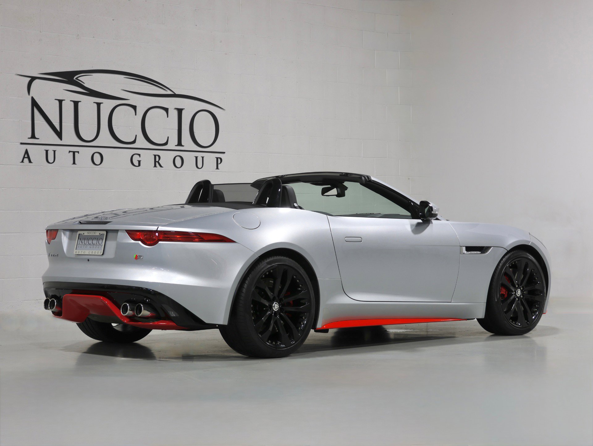 Used 2014 Jaguar F-TYPE S image 35