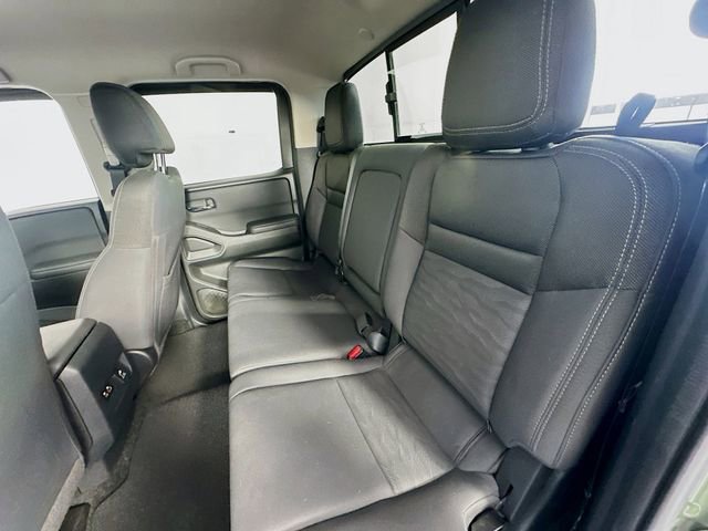 Used 2023 Nissan Frontier SV w/ SV Convenience Package image 23