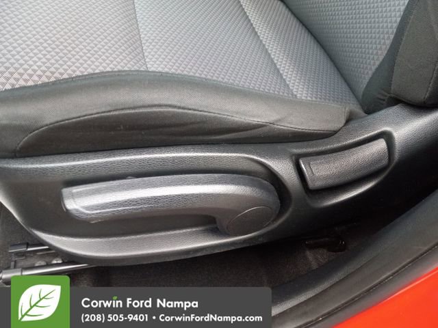 Used 2023 Kia Soul LX image 12