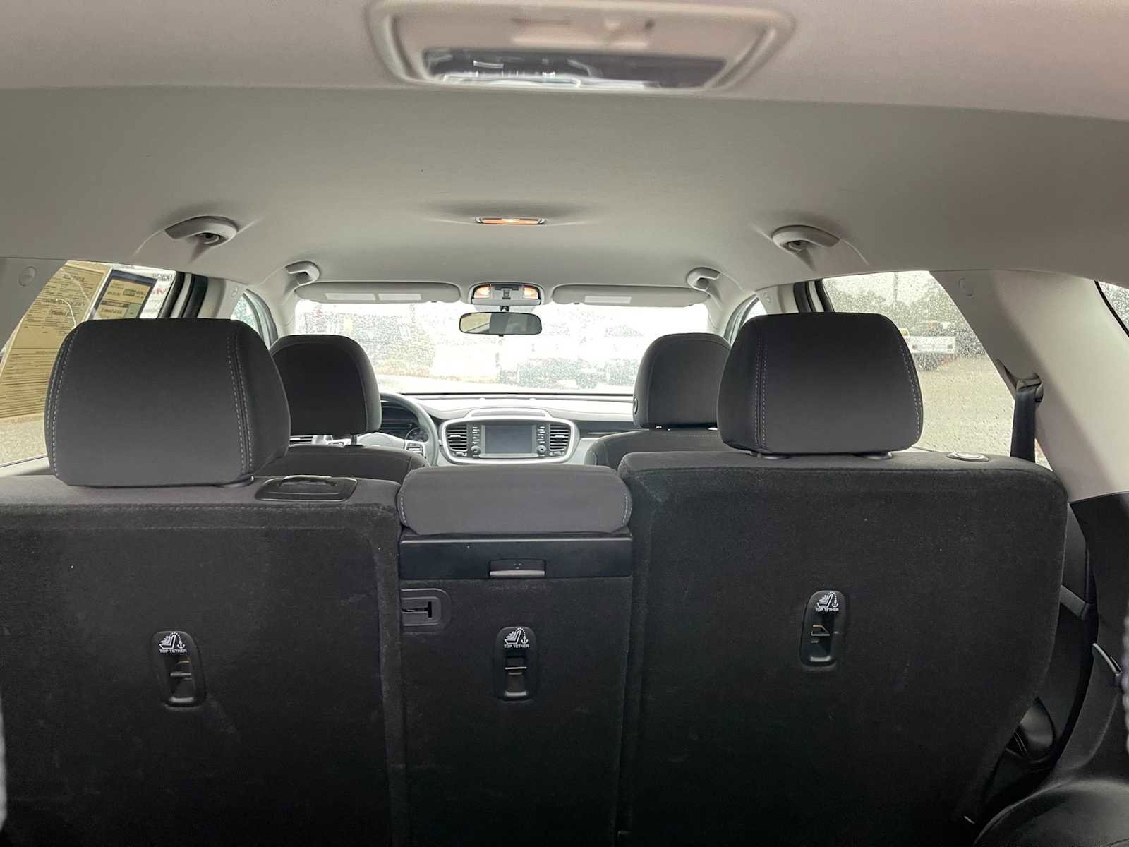 Used 2020 Kia Sorento FWD V6 image 24