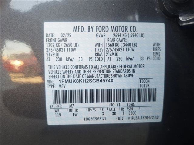 Used 2025 Ford Explorer ST-Line w/ ST-Line Street Pack image 24