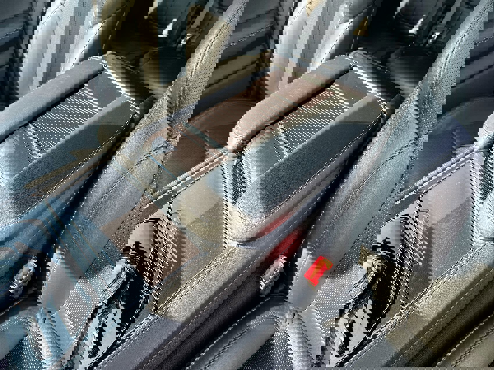 New 2024 Jeep Wagoneer 4WD w/ Convenience Group I image 21