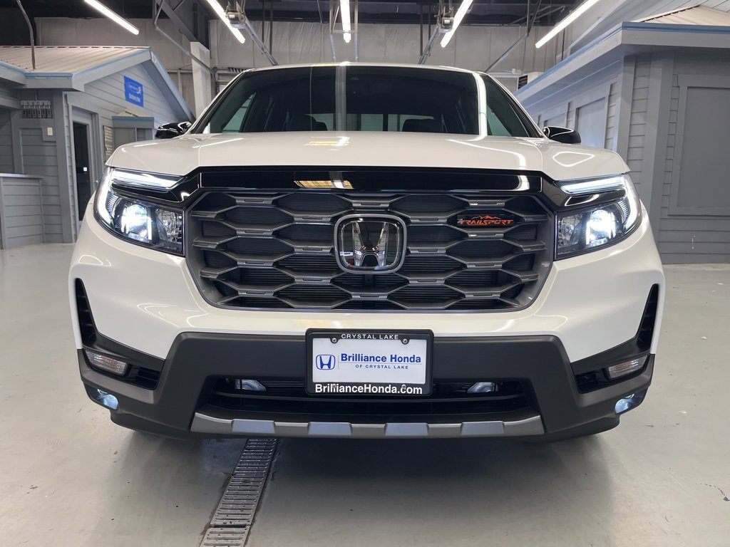 Used 2025 Honda Ridgeline TrailSport image 2