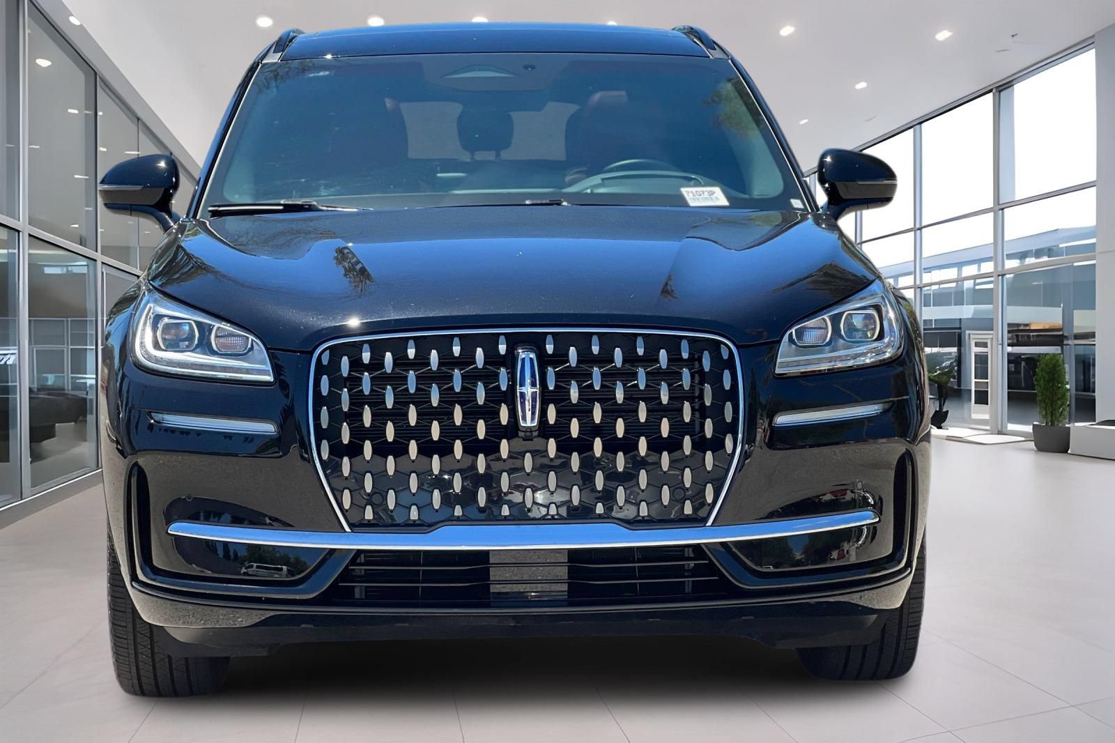 Certified 2025 Lincoln Corsair Grand Touring w/ Equipment Group 302A AWD/4WD image 9
