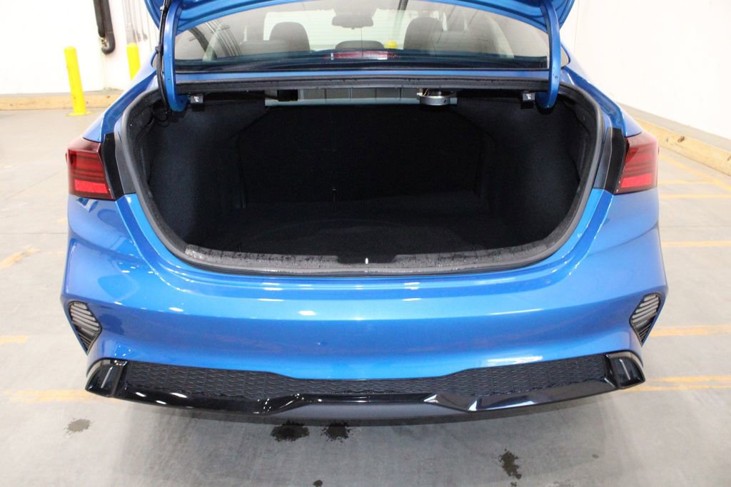 Used 2022 Kia Forte GT-Line w/ GT-Line Premium Package image 11