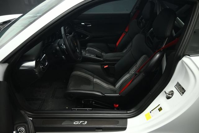 Used 2018 Porsche 911 GT3 RWD image 35