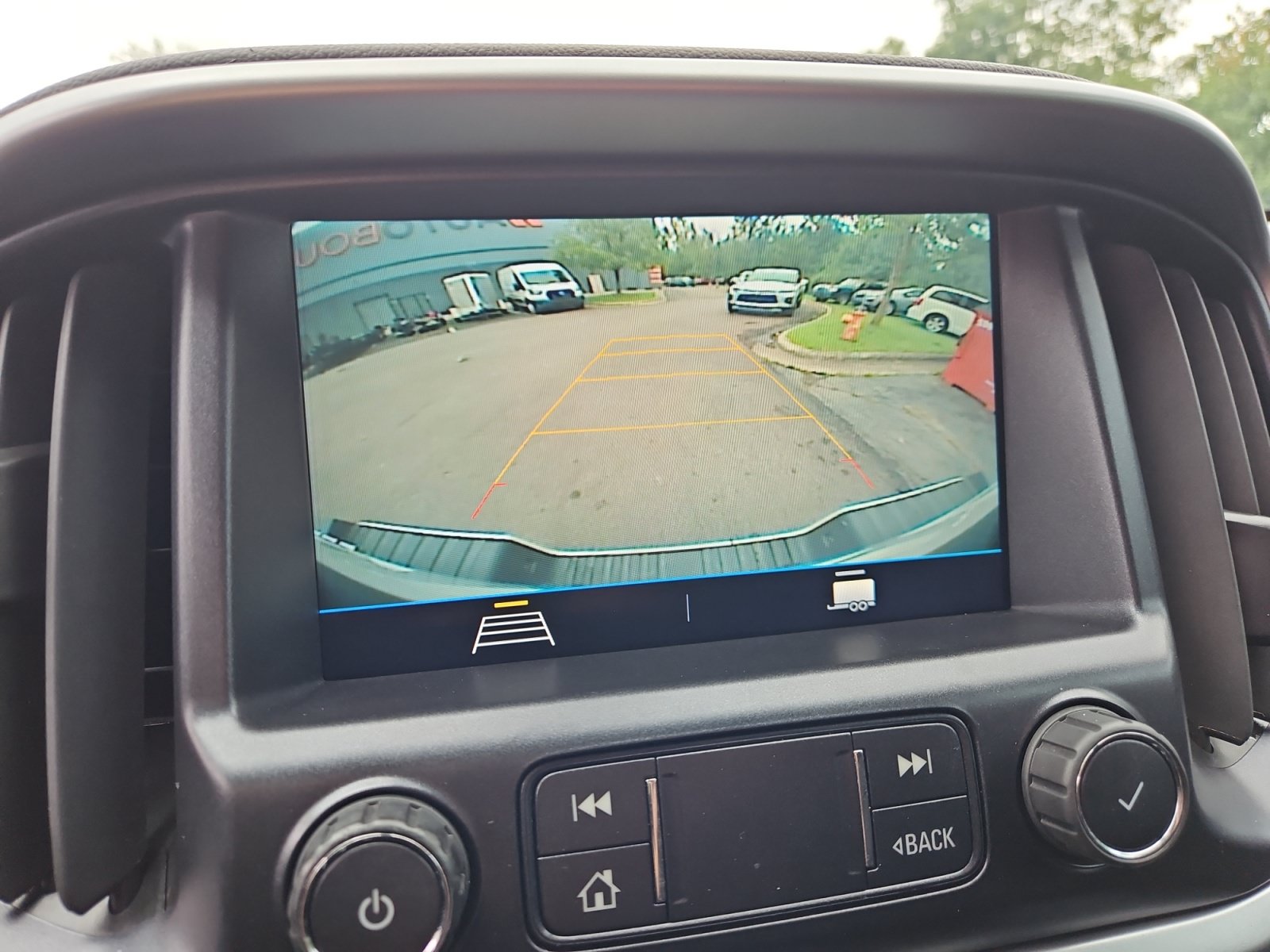 Used 2022 Chevrolet Colorado LT w/ LT Convenience Package RWD image 20