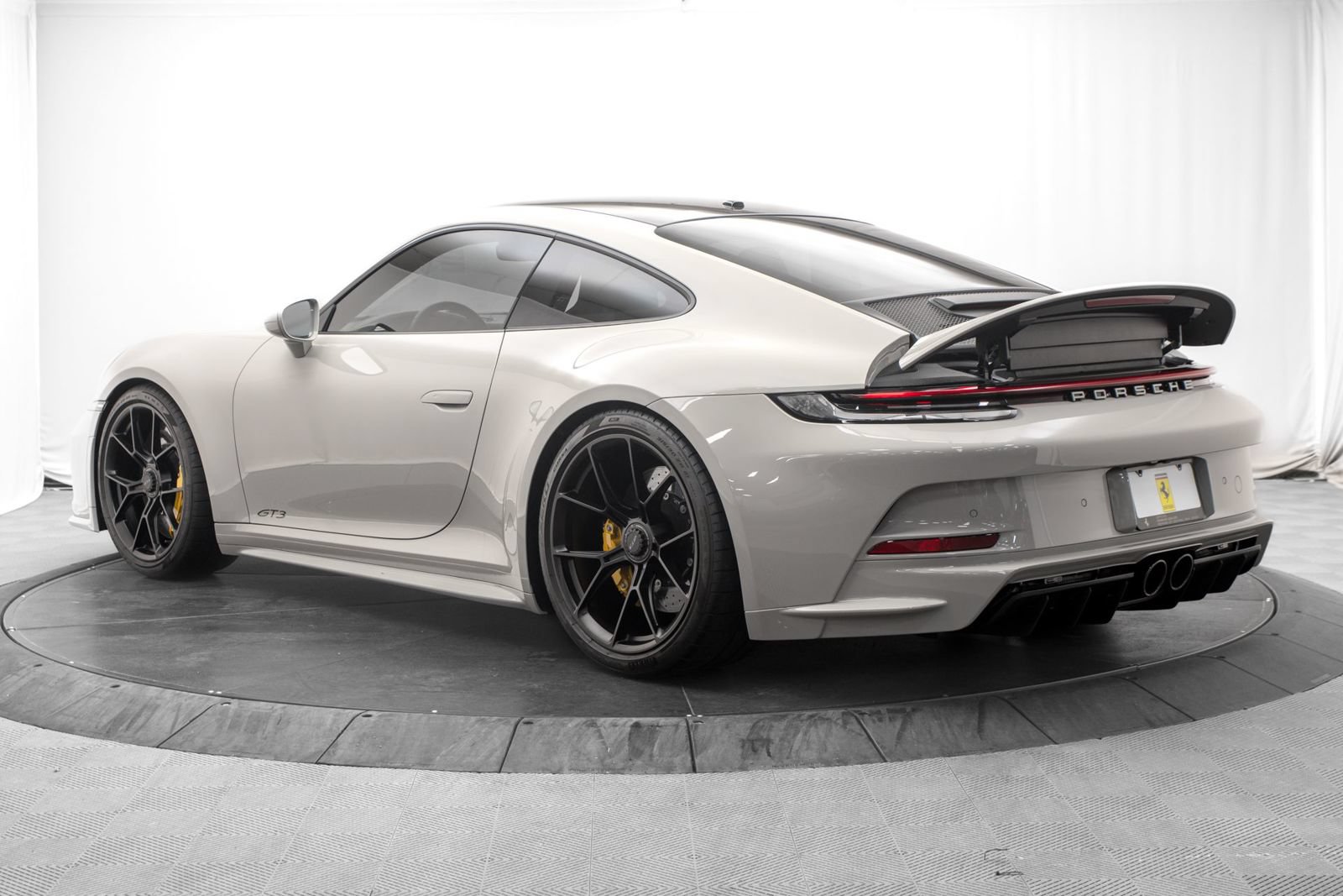 Used 2022 Porsche 911 GT3 RWD image 5