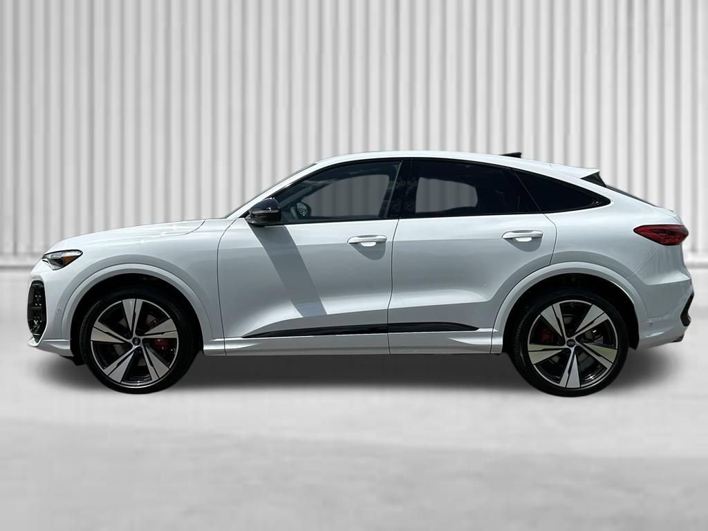 New 2026 Audi SQ5 Premium Plus AWD/4WD image 2