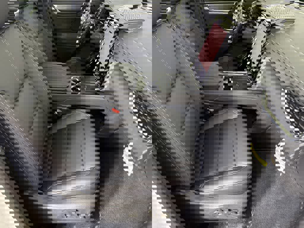 New 2025 GMC Acadia Elevation w/ Elevation Premium Package image 21