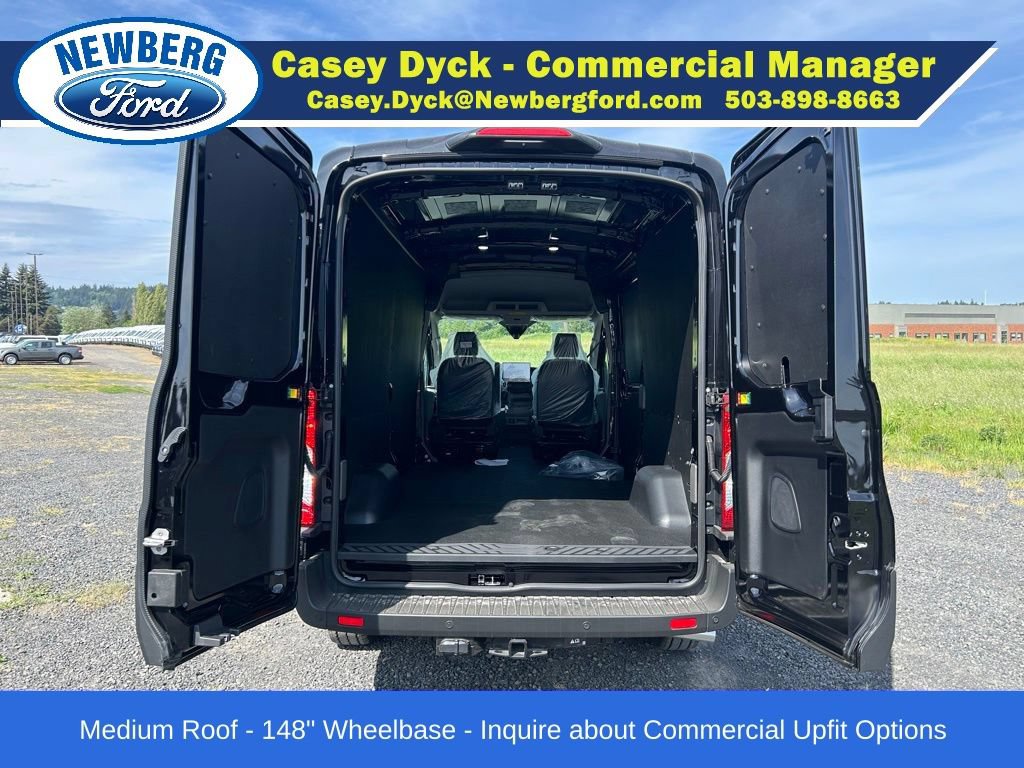 New 2026 Ford Transit 250 148 Medium Roof w/ Load Area Protection Package RWD image 9