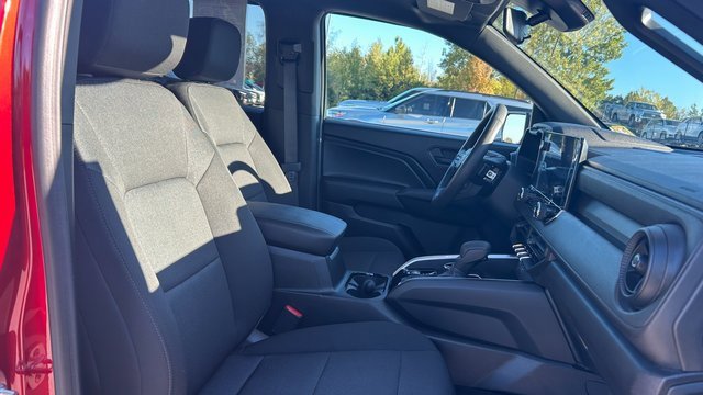 Certified 2024 Chevrolet Colorado Trail Boss w/ Advanced Trailering Package image 46