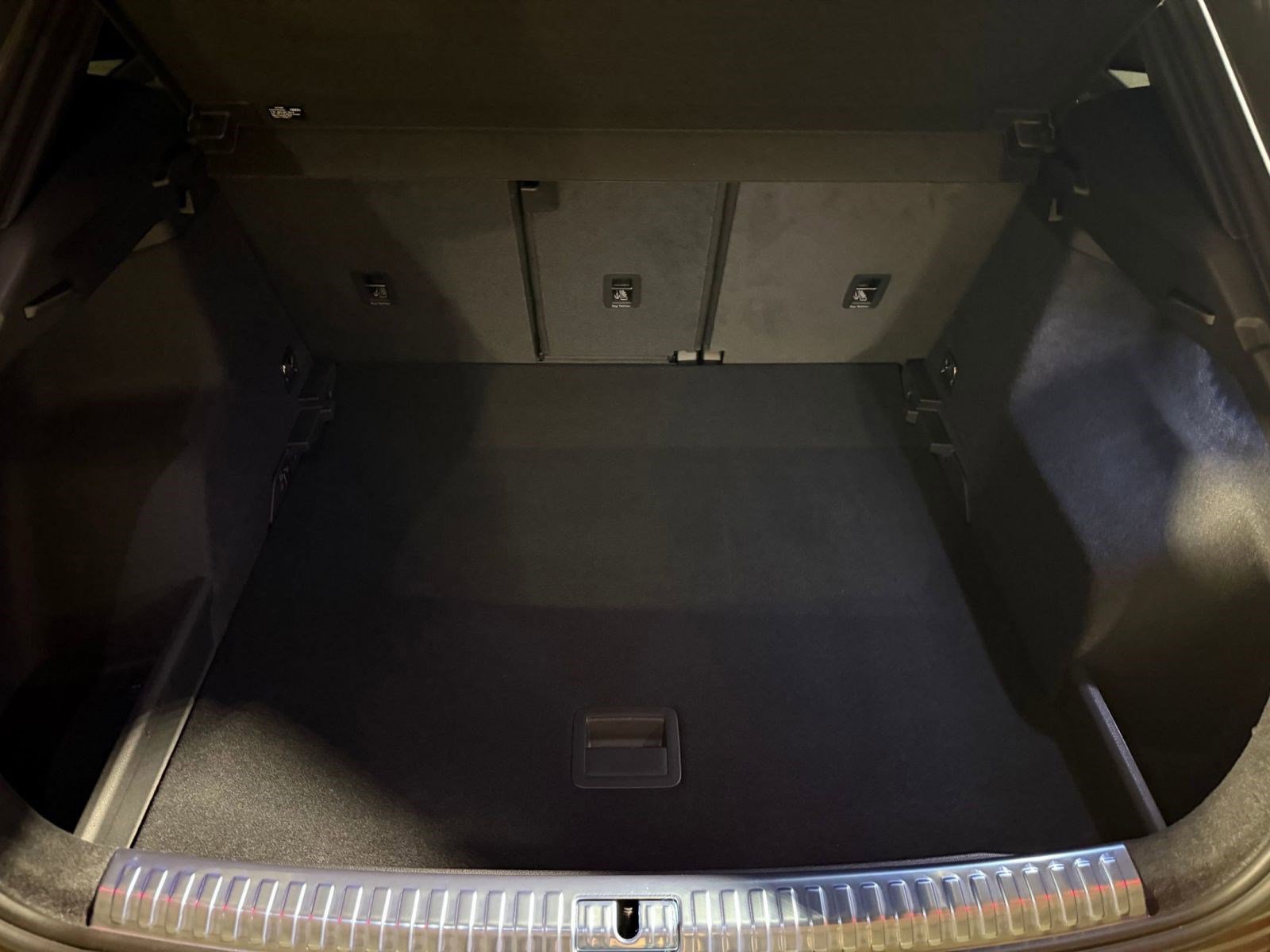 New 2025 Audi Q3 2.0T Premium image 28