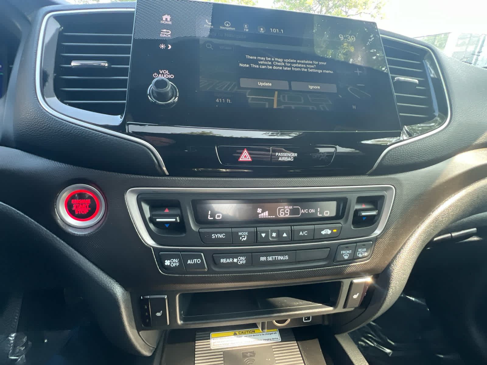 Used 2023 Honda Passport TrailSport image 9