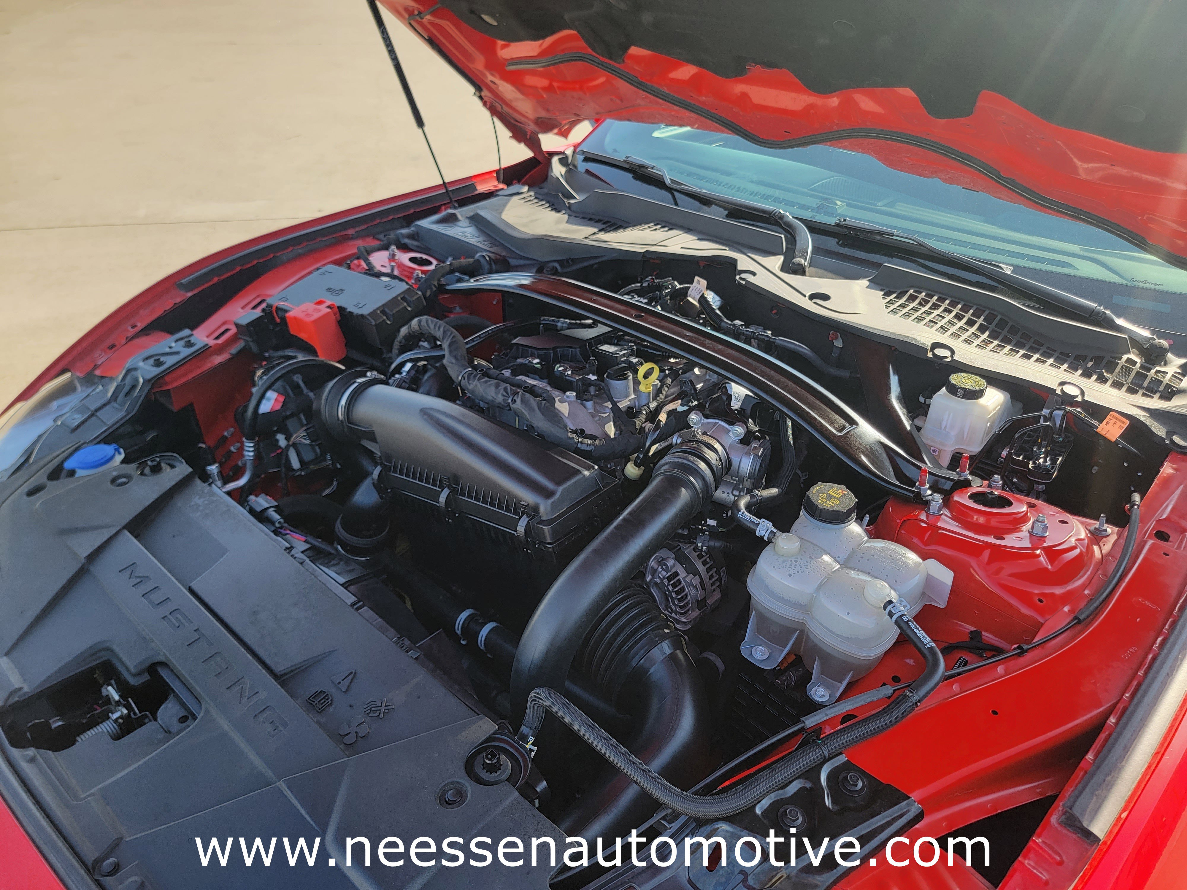 Used 2024 Ford Mustang Convertible image 33