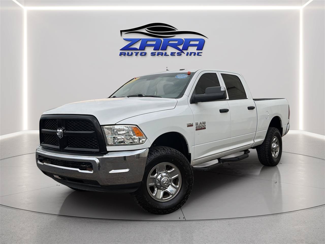 Used 2017 RAM 2500 Tradesman w/ Chrome Appearance Group AWD/4WD image 1