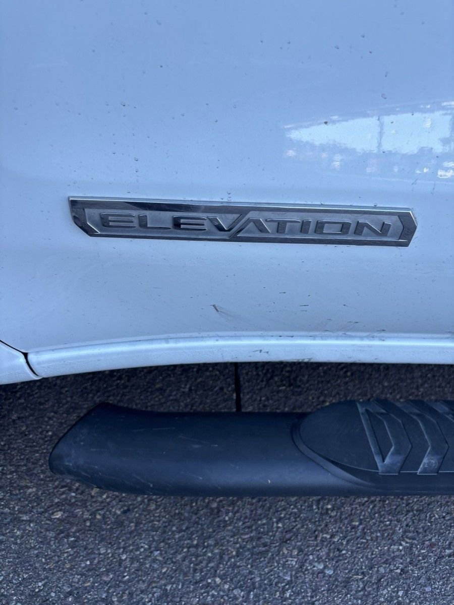 Used 2022 GMC Sierra 1500 Elevation image 4