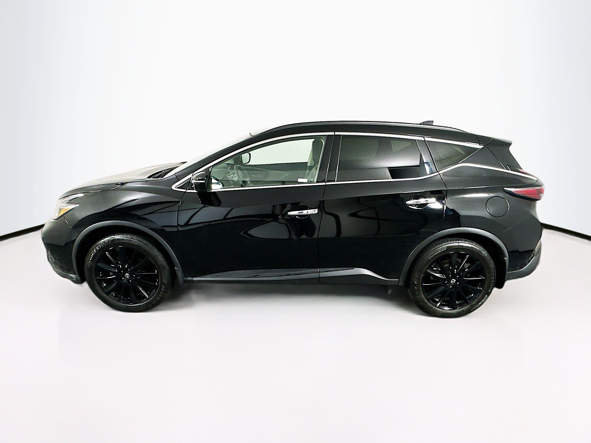 Used 2024 Nissan Murano SV w/ SV Midnight Edition Package FWD image 4
