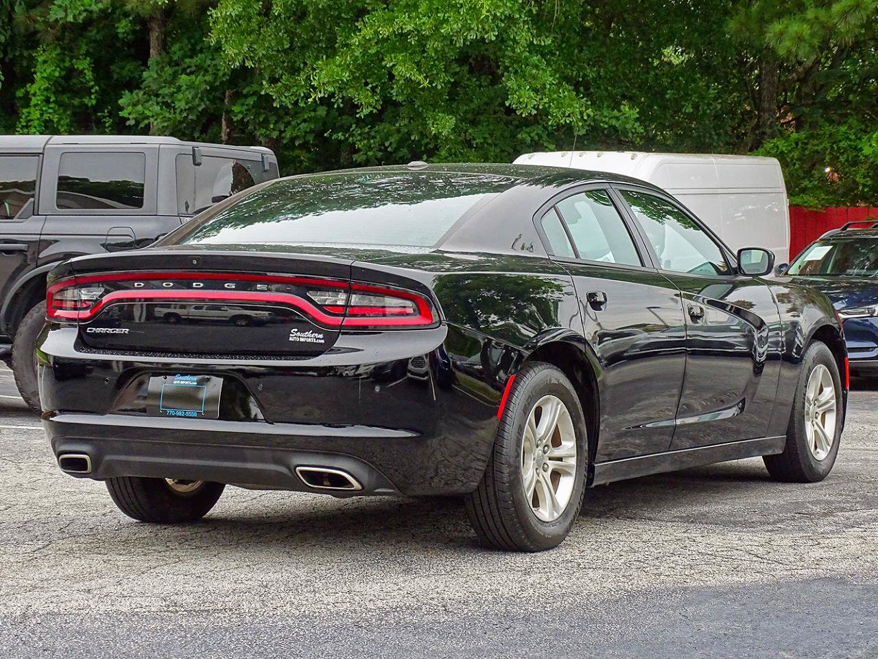 Used 2022 Dodge Charger SXT RWD image 12
