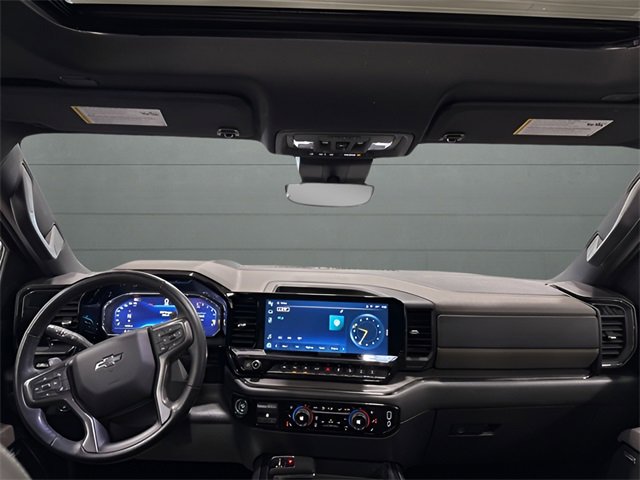 Used 2024 Chevrolet Silverado 1500 ZR2 w/ Technology Package image 10
