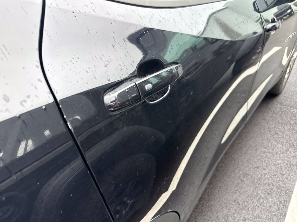 Used 2019 Chevrolet Blazer LT FWD image 23