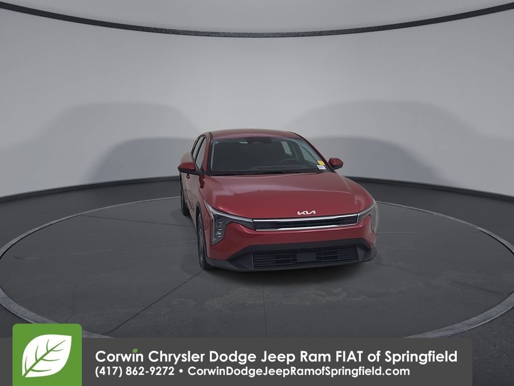 Used 2025 Kia K4 FWD image 4