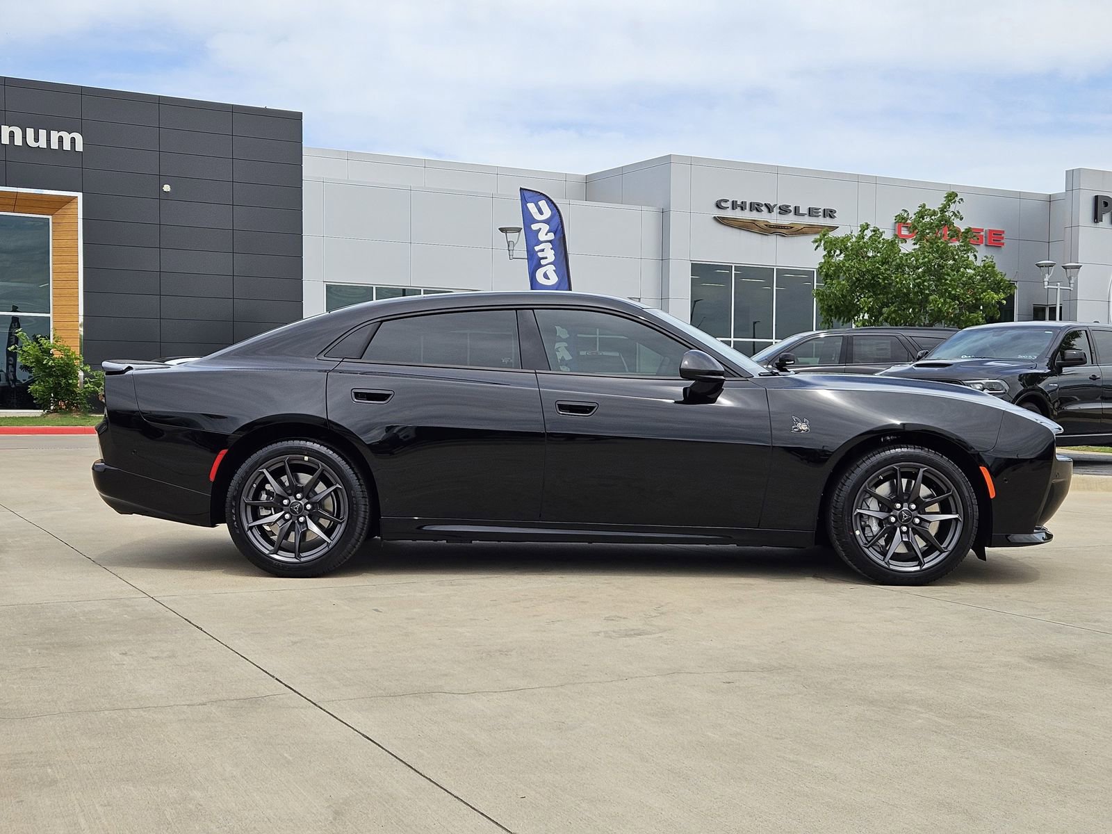 Used 2026 Dodge Charger Scat Pack AWD/4WD image 7