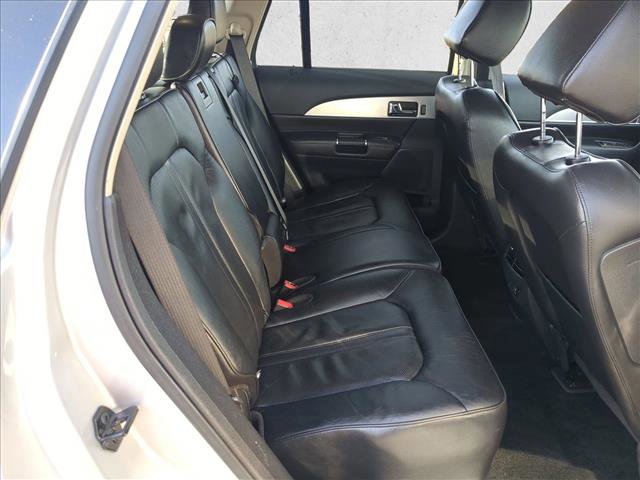 Used 2013 Lincoln MKX AWD image 19