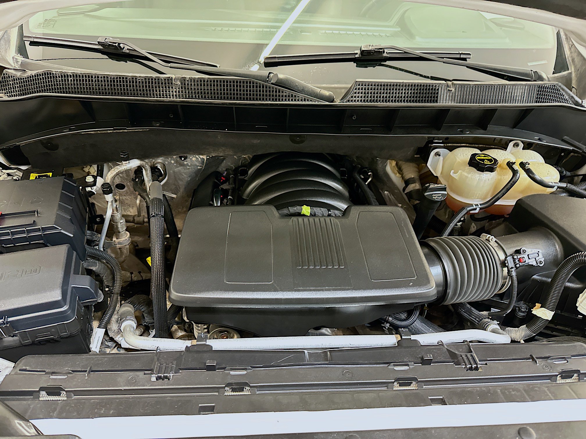 Used 2025 Chevrolet Silverado 1500 LT image 34