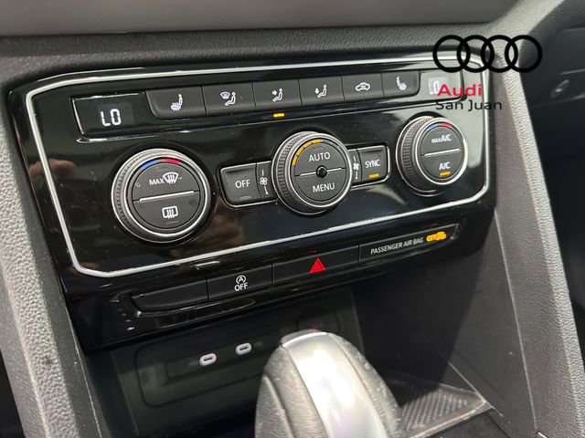 Used 2022 Volkswagen Atlas Cross Sport SE w/ Panoramic Sunroof Package image 17