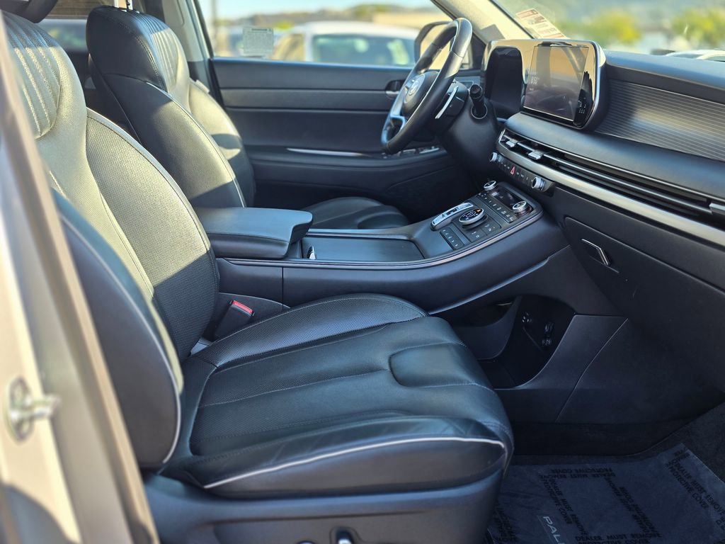 Used 2023 Hyundai Palisade Limited image 10