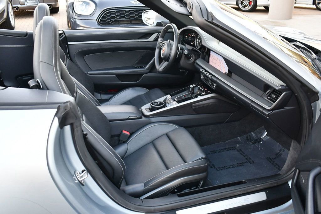 Used 2020 Porsche 911 Carrera S image 54