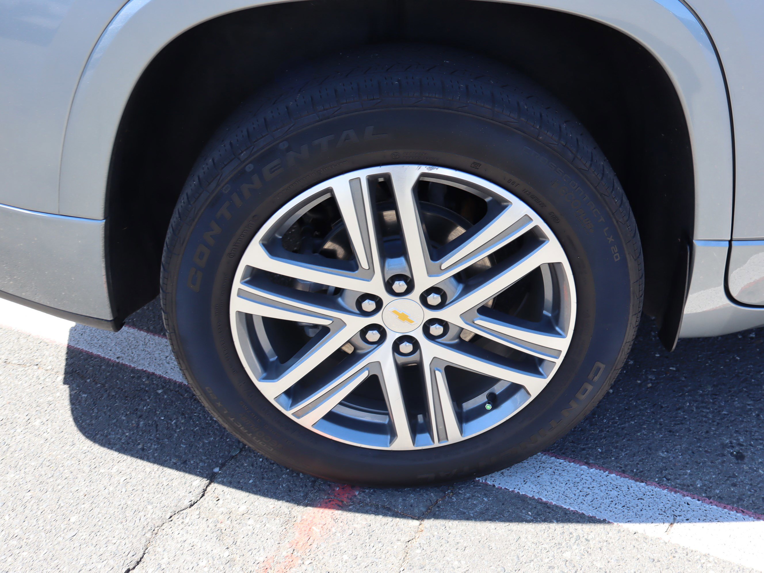 Certified 2023 Chevrolet Traverse High Country AWD/4WD image 42