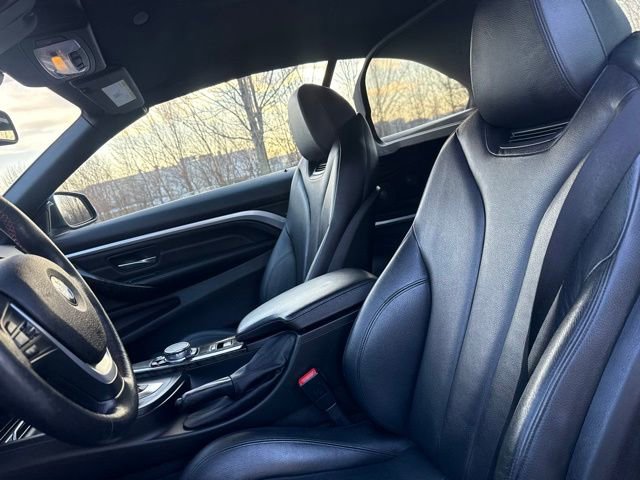 Used 2017 BMW 430i xDrive Convertible image 12