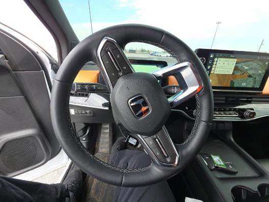 Certified 2024 Honda Prologue Elite image 11