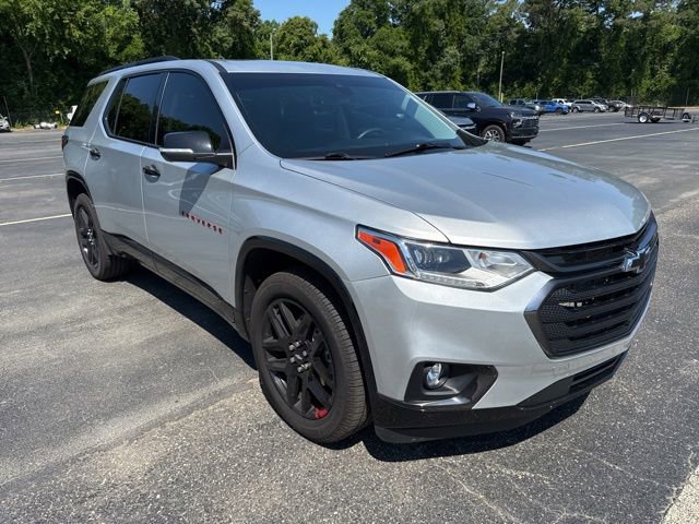 Used 2021 Chevrolet Traverse Premier w/ Redline Edition FWD image 7