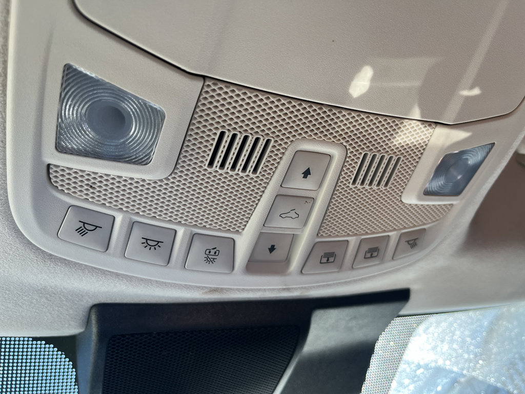 Used 2020 Ford F250 Limited w/ FX4 Off-Road Package image 31