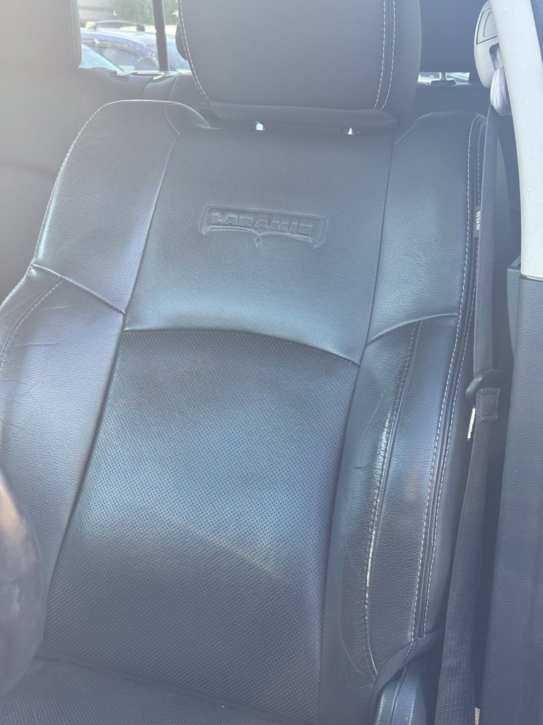 Used 2015 RAM 2500 Laramie AWD/4WD image 12