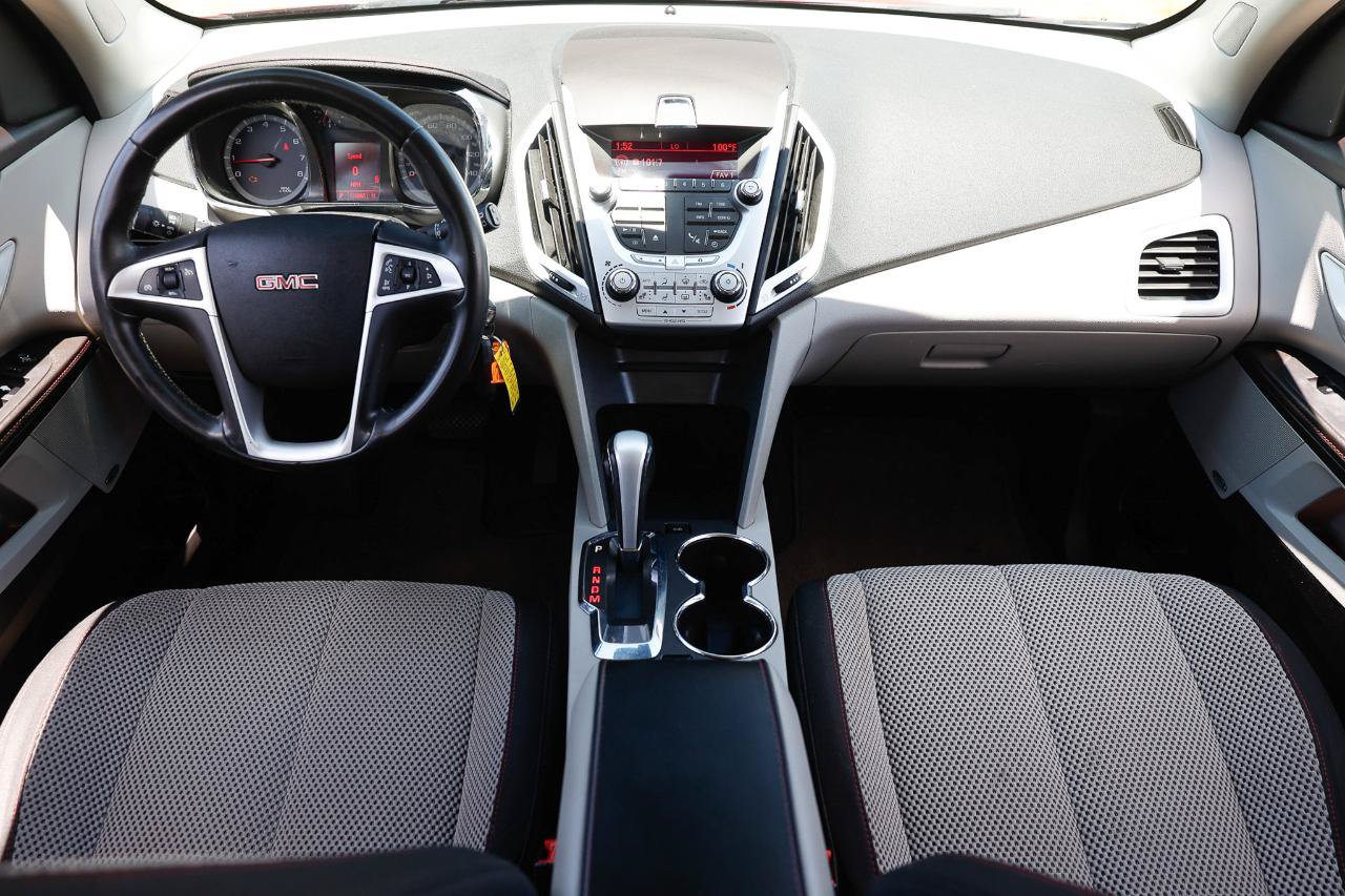 Used 2010 GMC Terrain SLE w/ Convenience Package FWD image 2