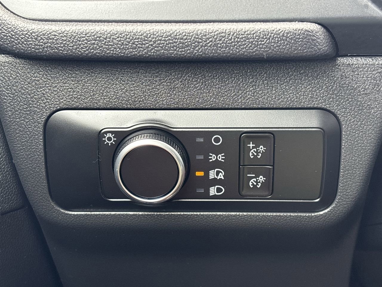 Certified 2025 Ford Escape Active image 24