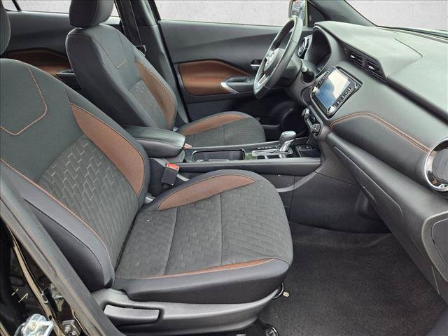 Used 2023 Nissan Kicks SR FWD image 19