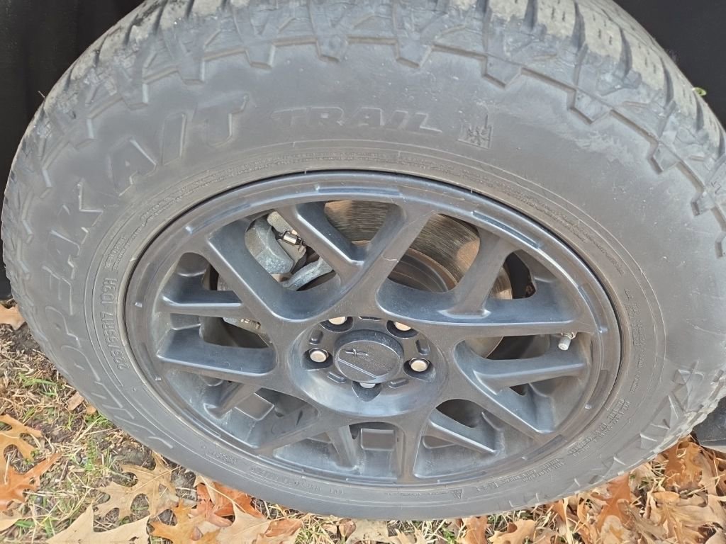 Used 2021 Toyota RAV4 LE image 12