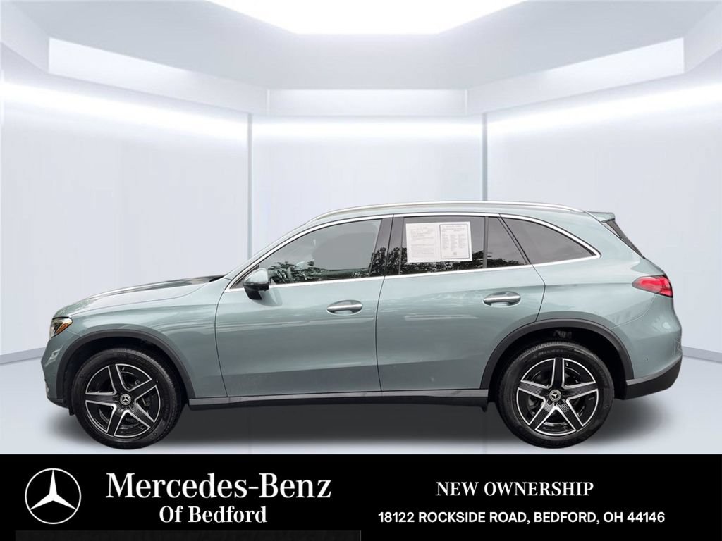 Used 2026 Mercedes-Benz GLC 300 4MATIC image 2
