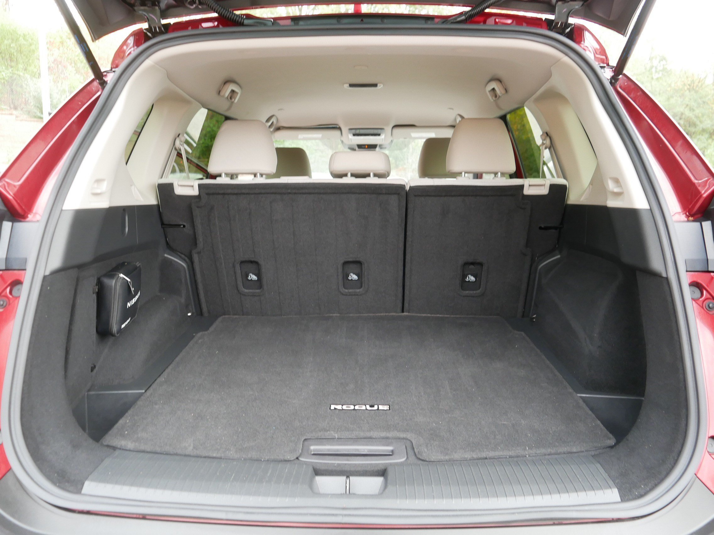 Certified 2023 Nissan Rogue SV AWD/4WD image 18