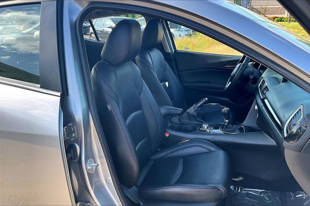 Used 2016 MAZDA MAZDA3 i Grand Touring FWD image 10