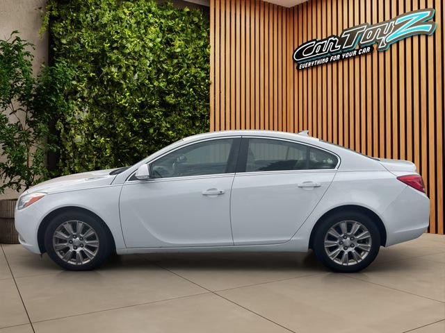 Used 2012 Buick Regal Leather FWD image 6