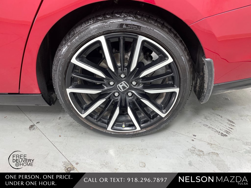 Used 2024 Honda Accord Touring image 13