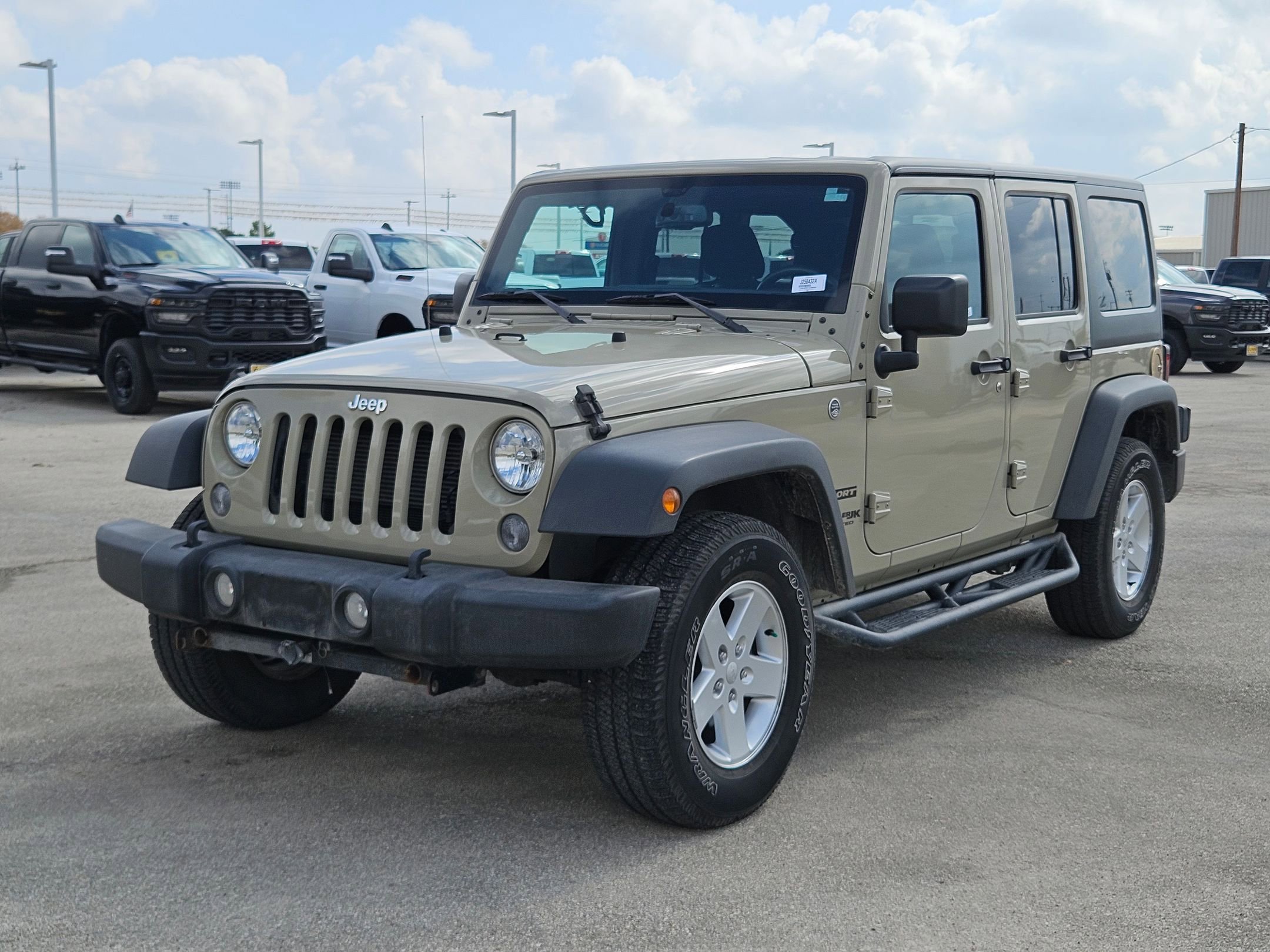 Used 2018 Jeep Wrangler Unlimited Sport S image 7