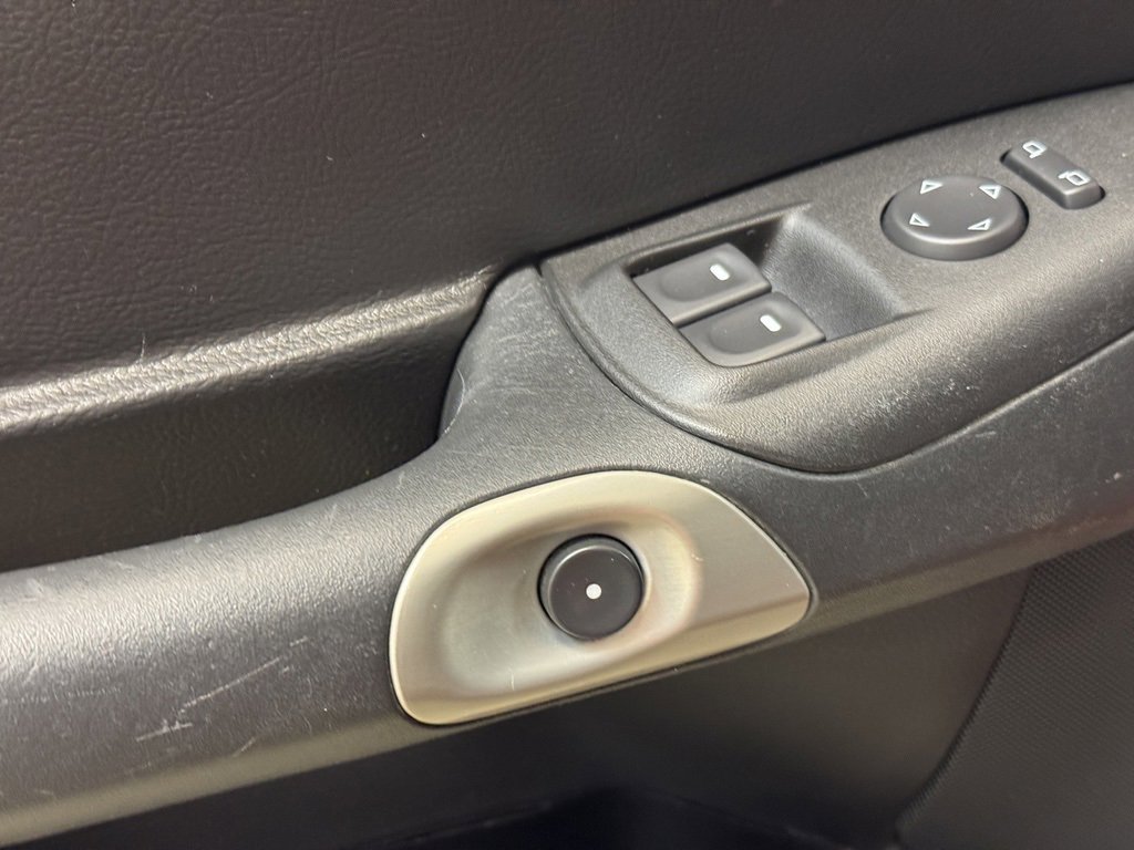 Used 2009 Chevrolet Corvette Coupe image 11